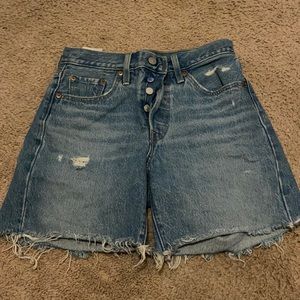 Levi’s women’s 501 Mid-Thigh Denim Shorts